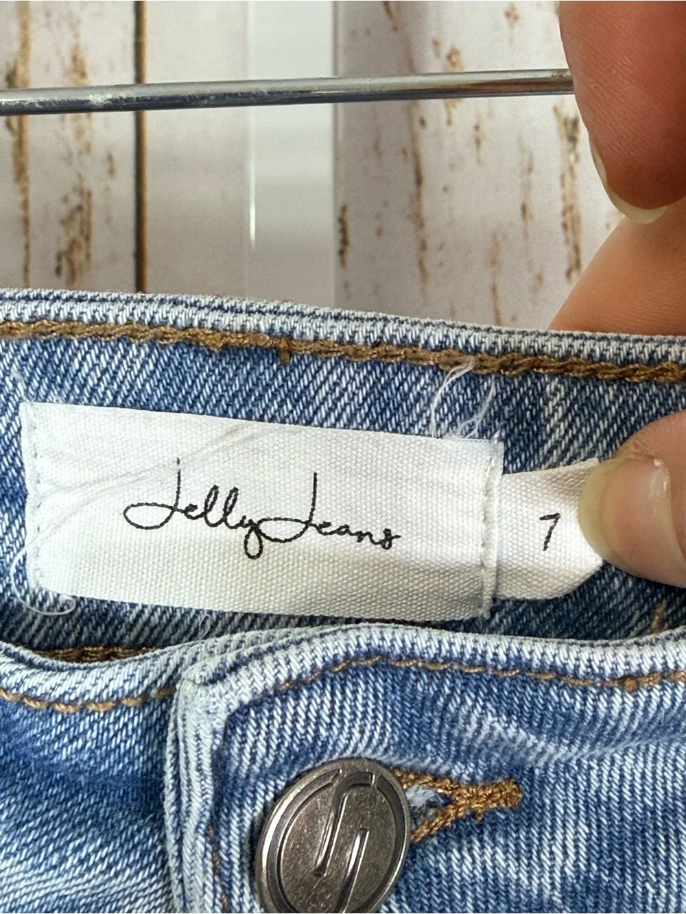Jelly Jeans, Stone Wash Mom Jeans. Size 7. In excellent condition! - Picture 5 of 7